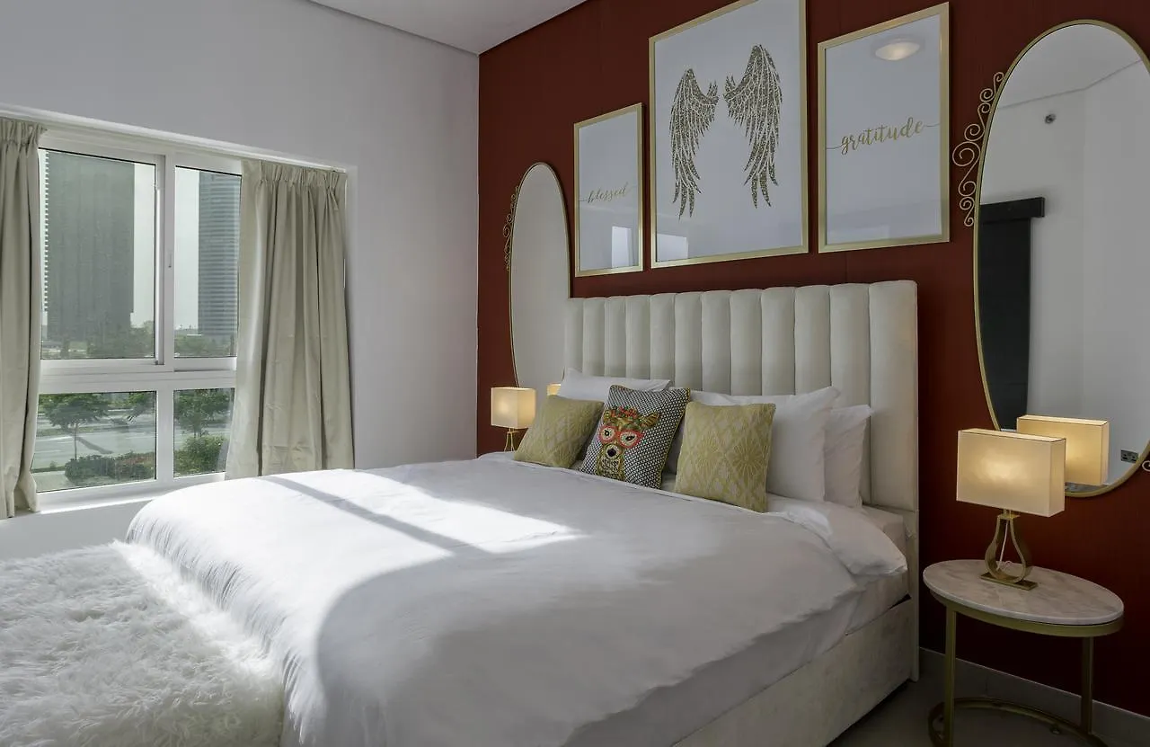 One Perfect Stay - Jumeirah Heights Dubai