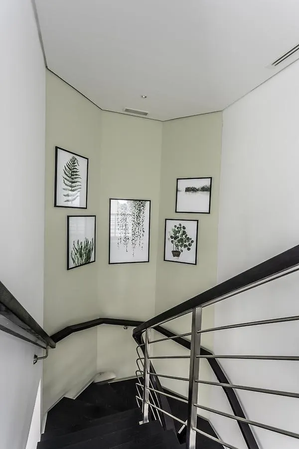 One Perfect Stay - Jumeirah Heights Dubai Apartment